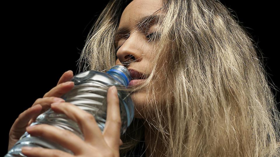 5 signs that you don't drink enough water